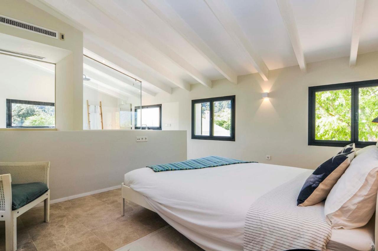 הוילה פוינסה Hort Petit De Ternelles Underfloor Heating מראה חיצוני תמונה